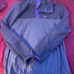 Lightweight Patagonia Fleece